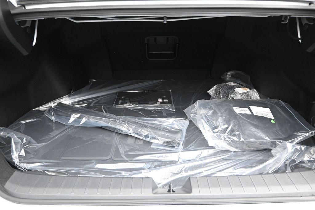New 2026 Ultra White Lexus ES 350e PREMIUM image 19