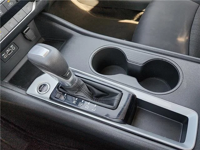 Used 2025 Shite Nissan SV image 20