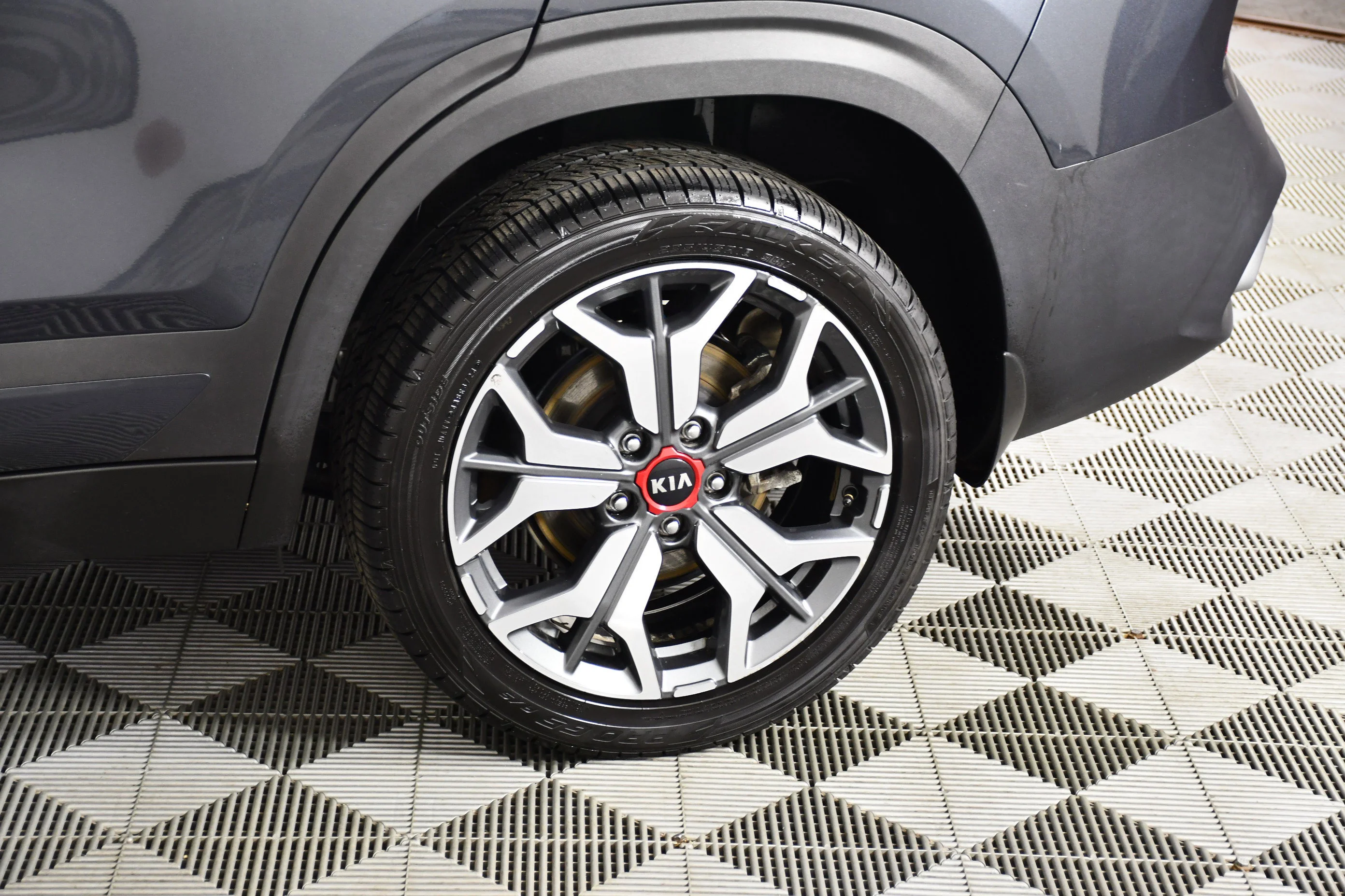 Used 2021 Gravity Gray Kia SX image 51