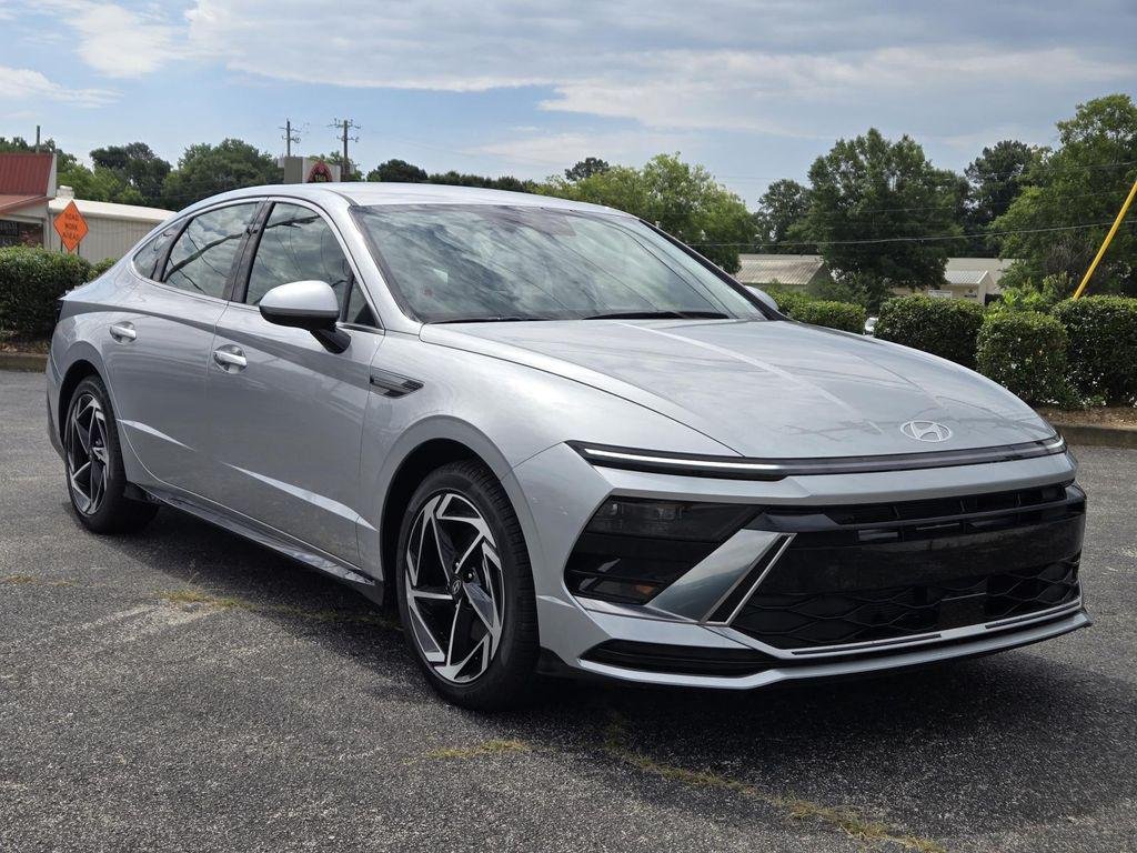 2026 Hyundai Sonata SEL AWD's photo