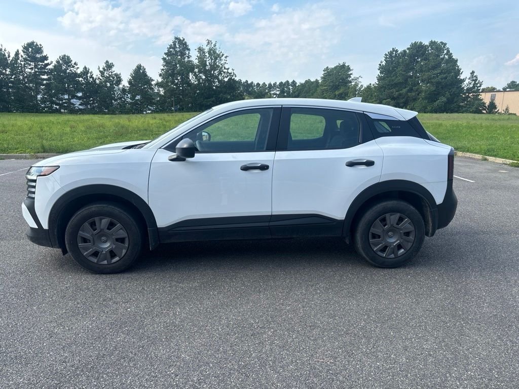 Used 2025 White Nissan S image 4