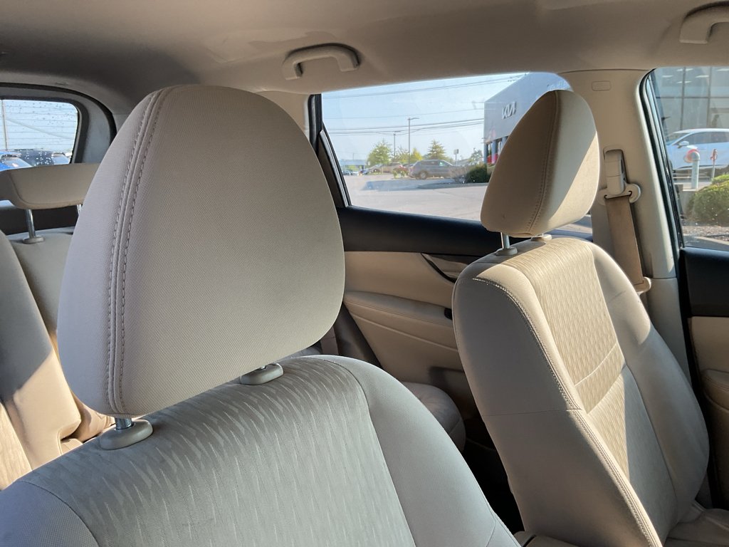 Used 2017 Magnetic Black Nissan S image 9