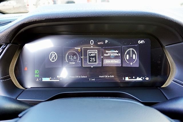 New 2026 Baltic Gray Metallic Clear-Coat Exterior Paint Jeep Limited image 35