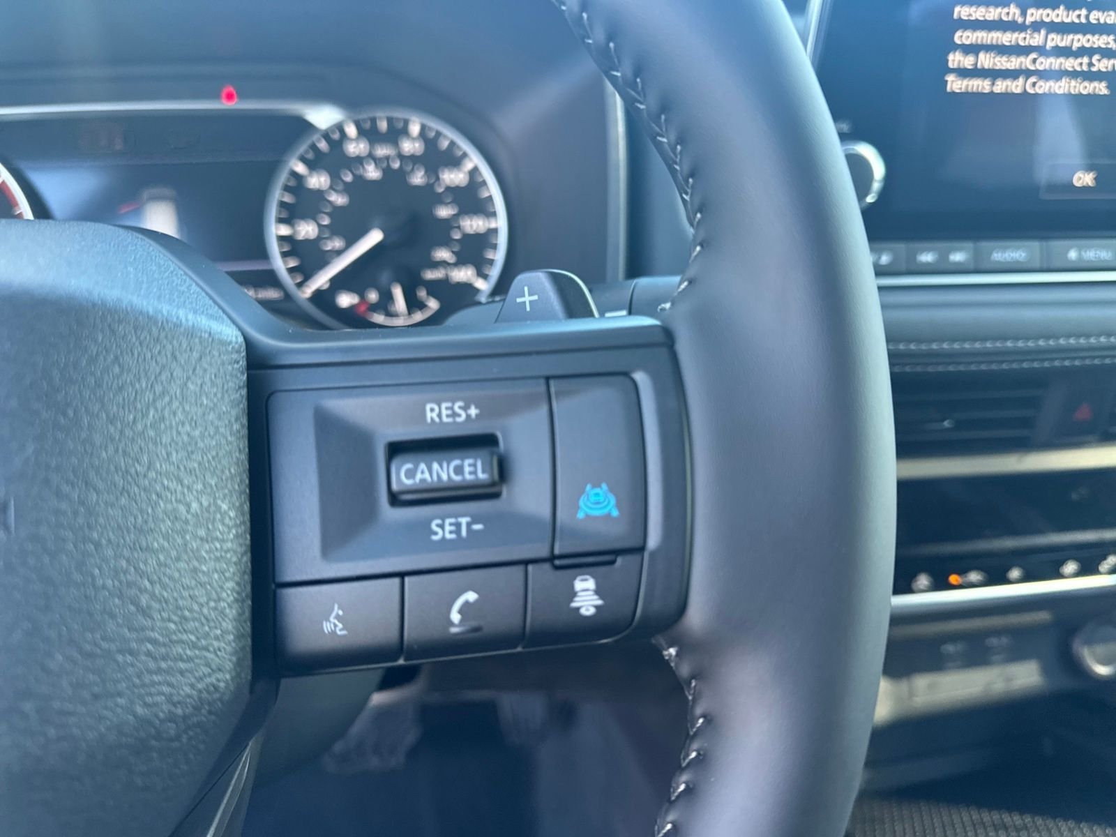 New 2026 Nissan Rogue Dark Armor 4D Sport Utility