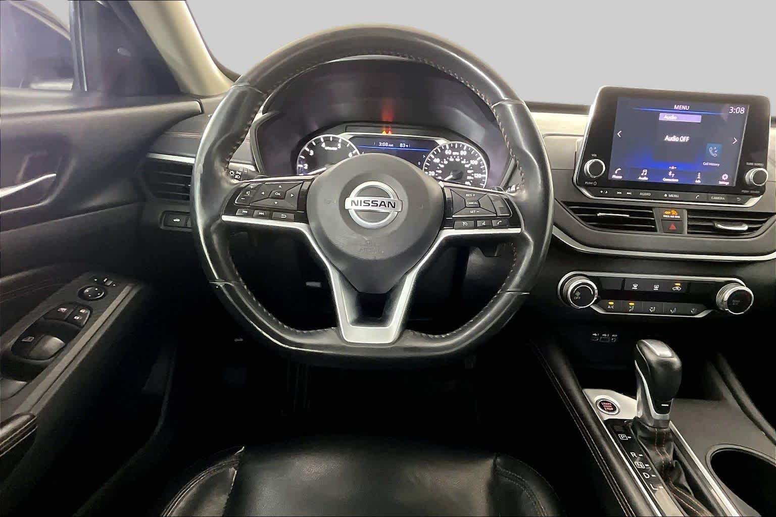 Used 2020 Pearl White Tricoat Nissan 2.5 SR image 6