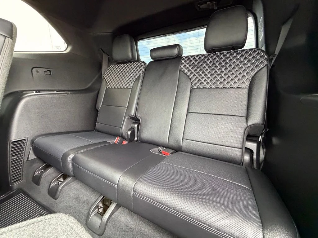 Used 2025 Black GMC Denali image 22