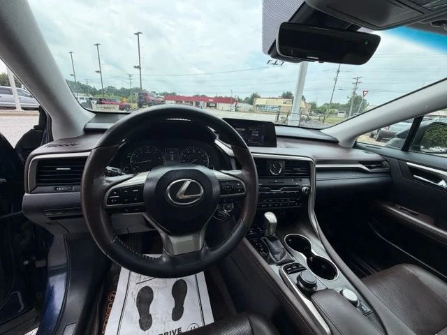 Used 2016  Lexus 350 image 14