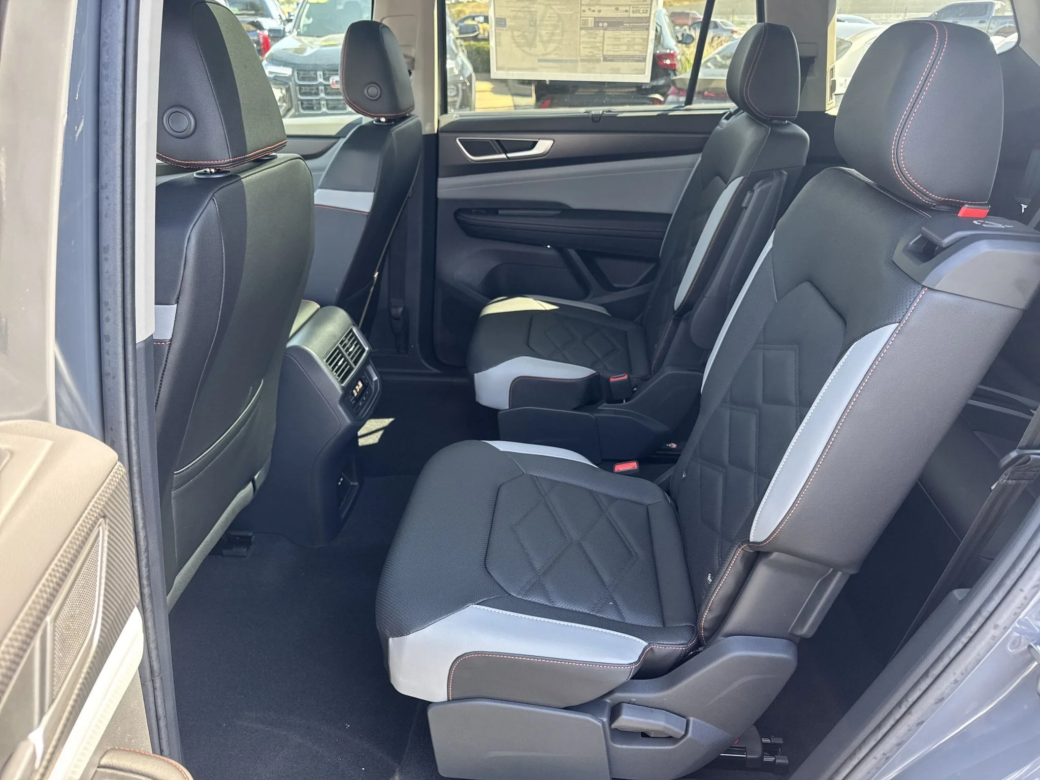 New 2026 Pure Gray Volkswagen 2.0T Peak Edition image 32