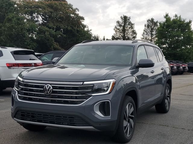 New 2026 Gray Volkswagen 2.0T SE w/Technology image 31