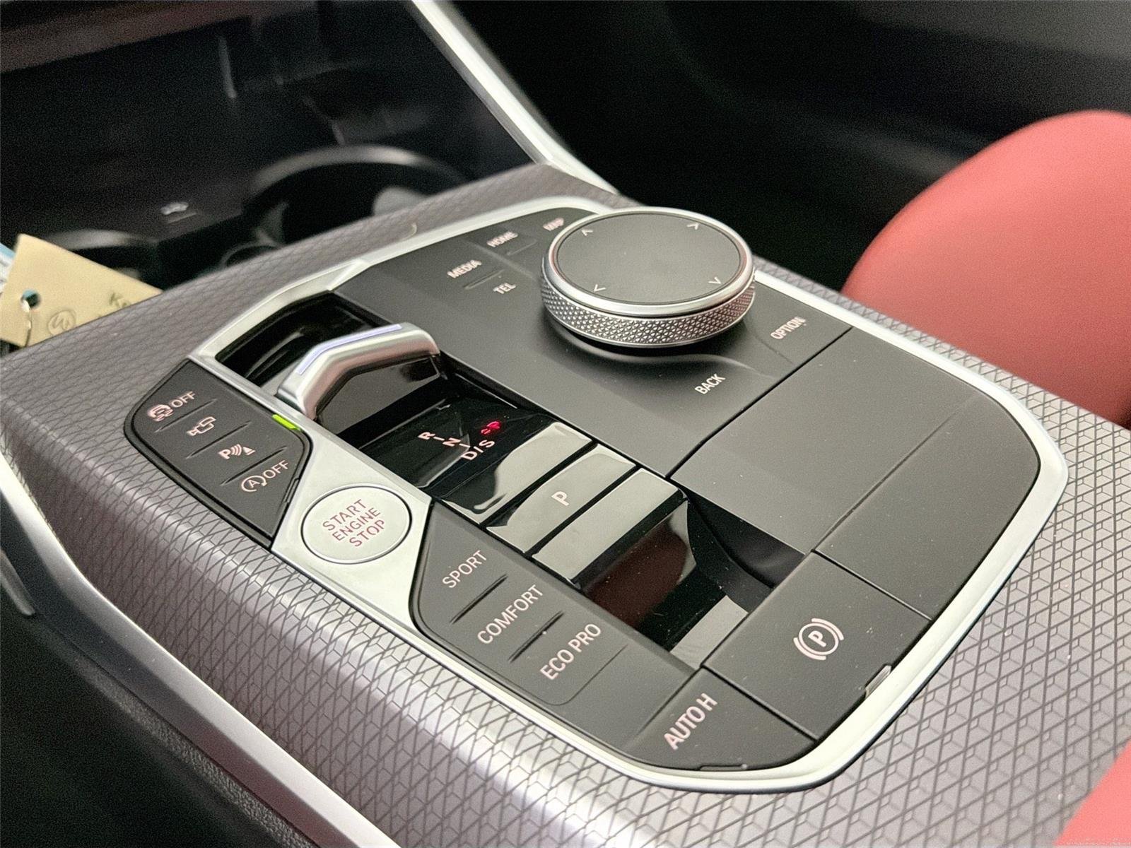 New 2026 Skyscraper Grey Metallic BMW 330i NA xDrive image 17