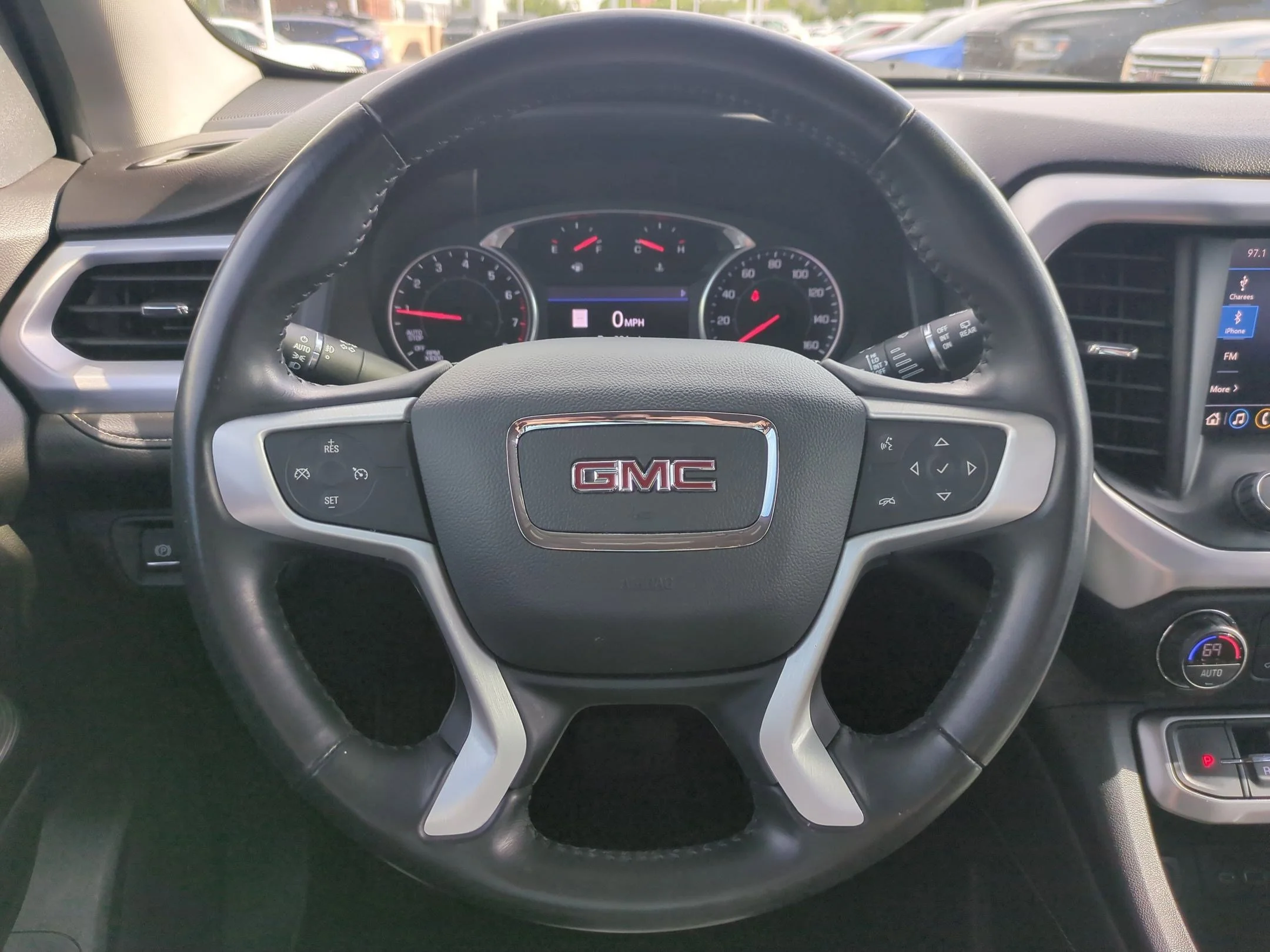 Used 2020 Carbon Black Metallic GMC SLT image 16