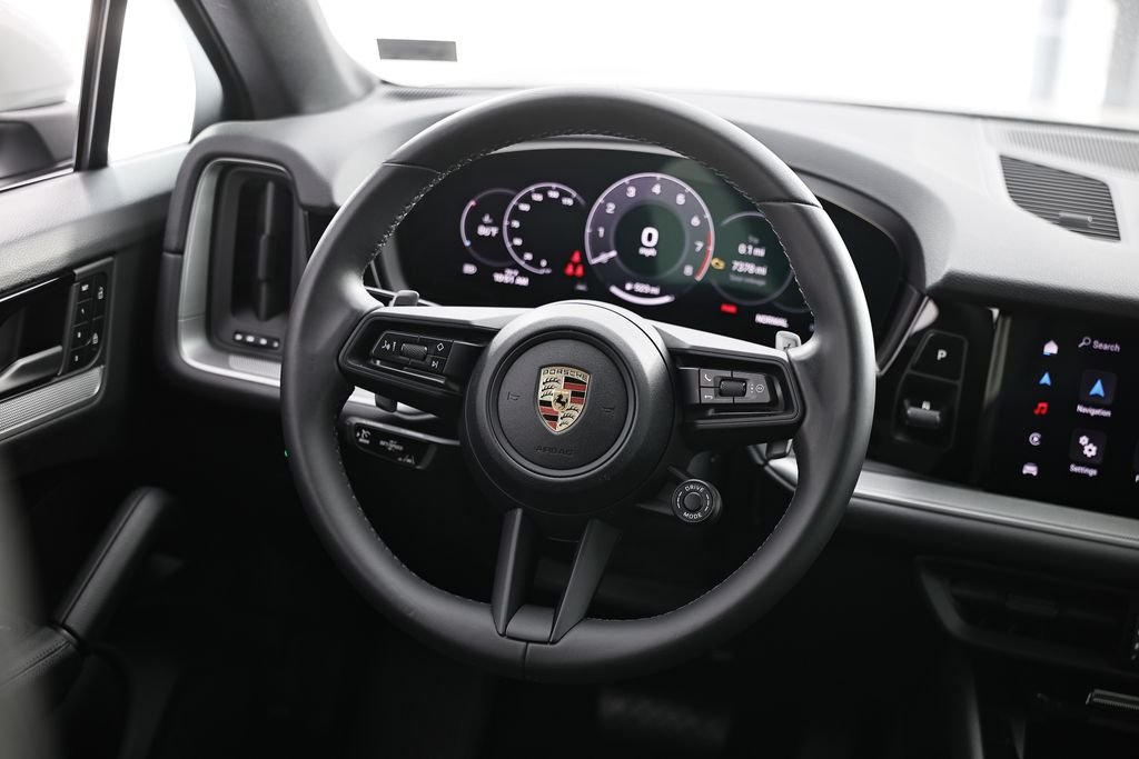 Used 2024 White Porsche  image 28
