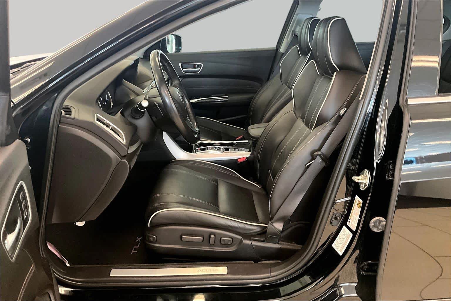 Pre-Owned 2018 Acura TLX W/Technology Pkg