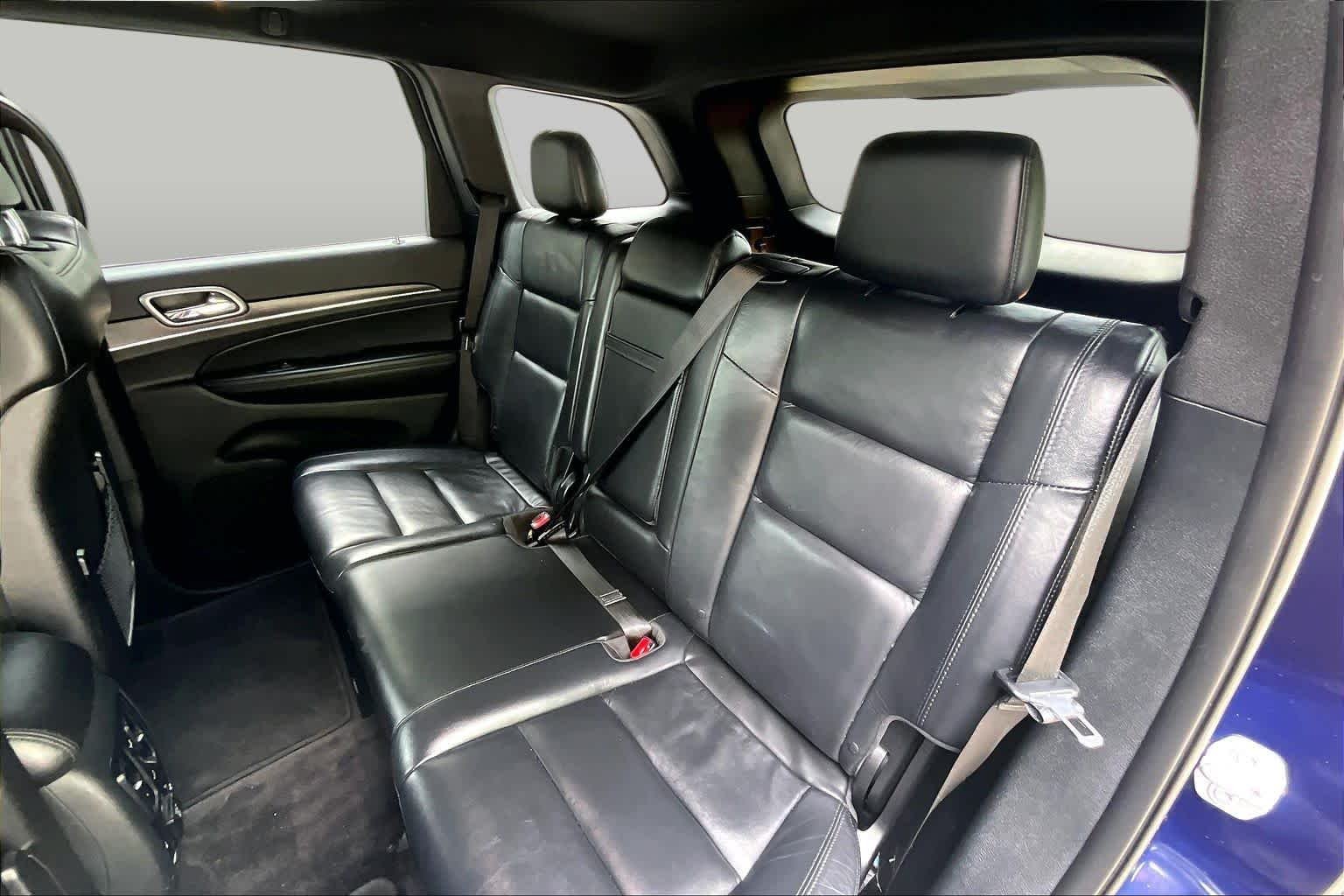 Used 2018 True Blue Pearlcoat Jeep Limited image 20