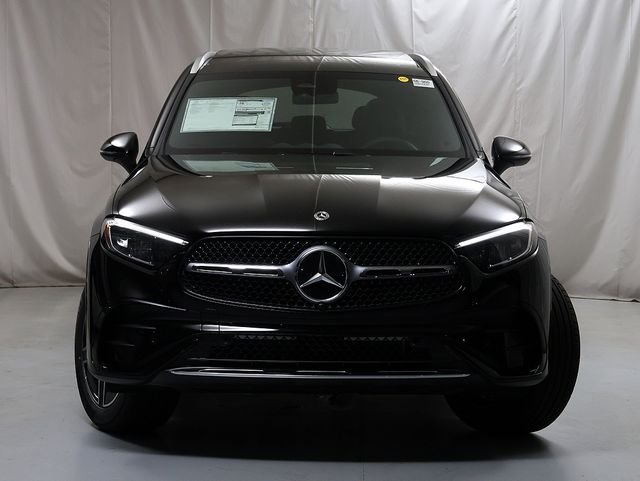 New 2026 Black Mercedes-Benz GLC 300 image 5