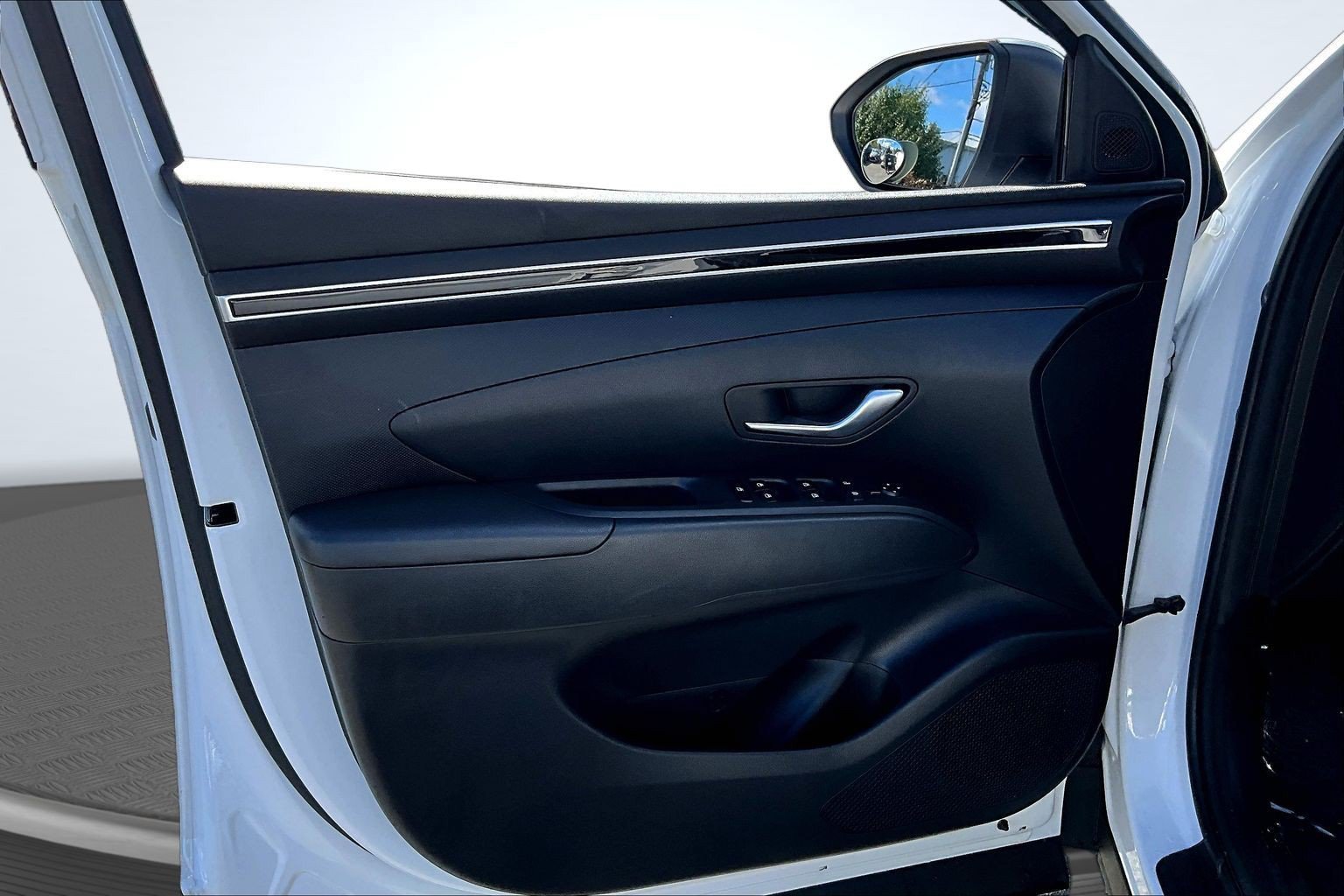 Used 2022 Gray Hyundai Blue image 17