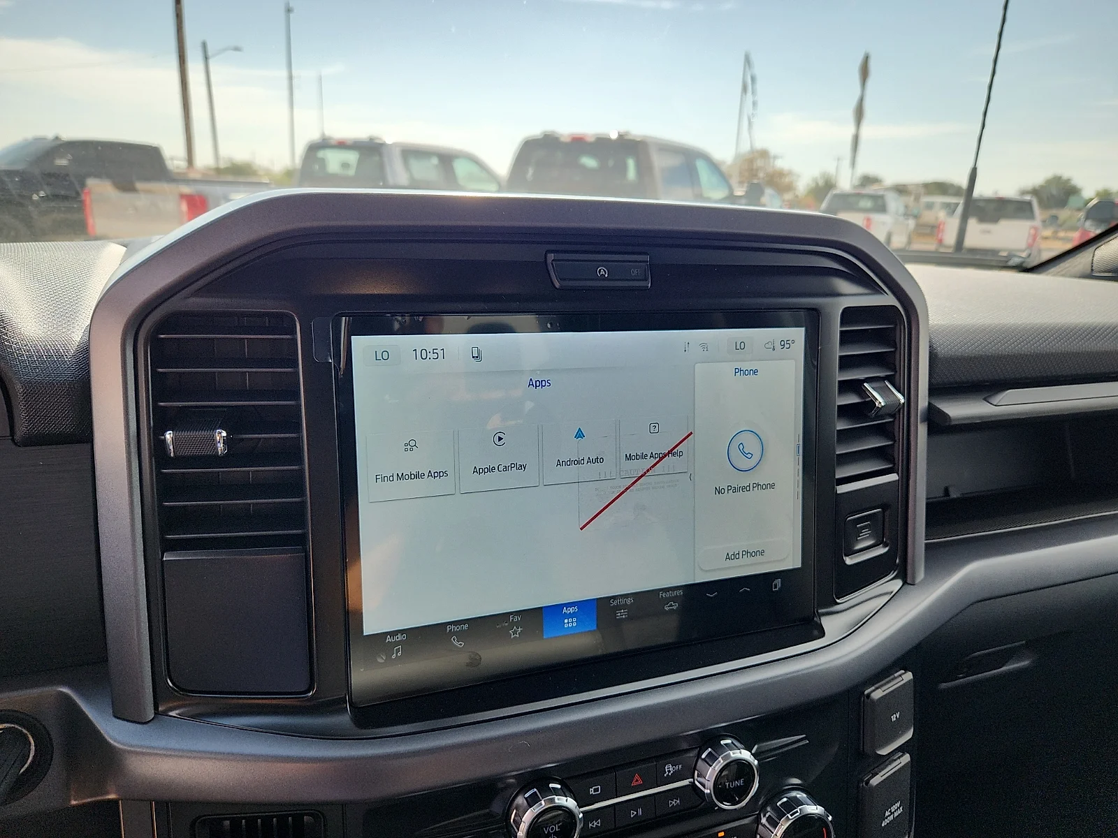 New 2026 Oxford White Ford XLT image 24