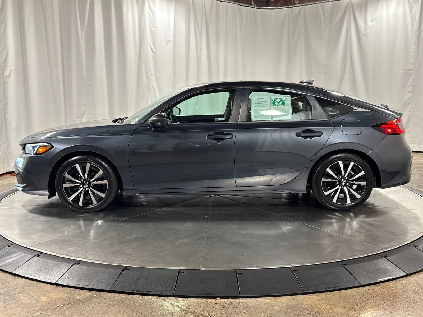2023 Honda Civic Hatchback EX-L - Photo 35