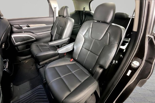 Used 2021 Black Kia EX image 14
