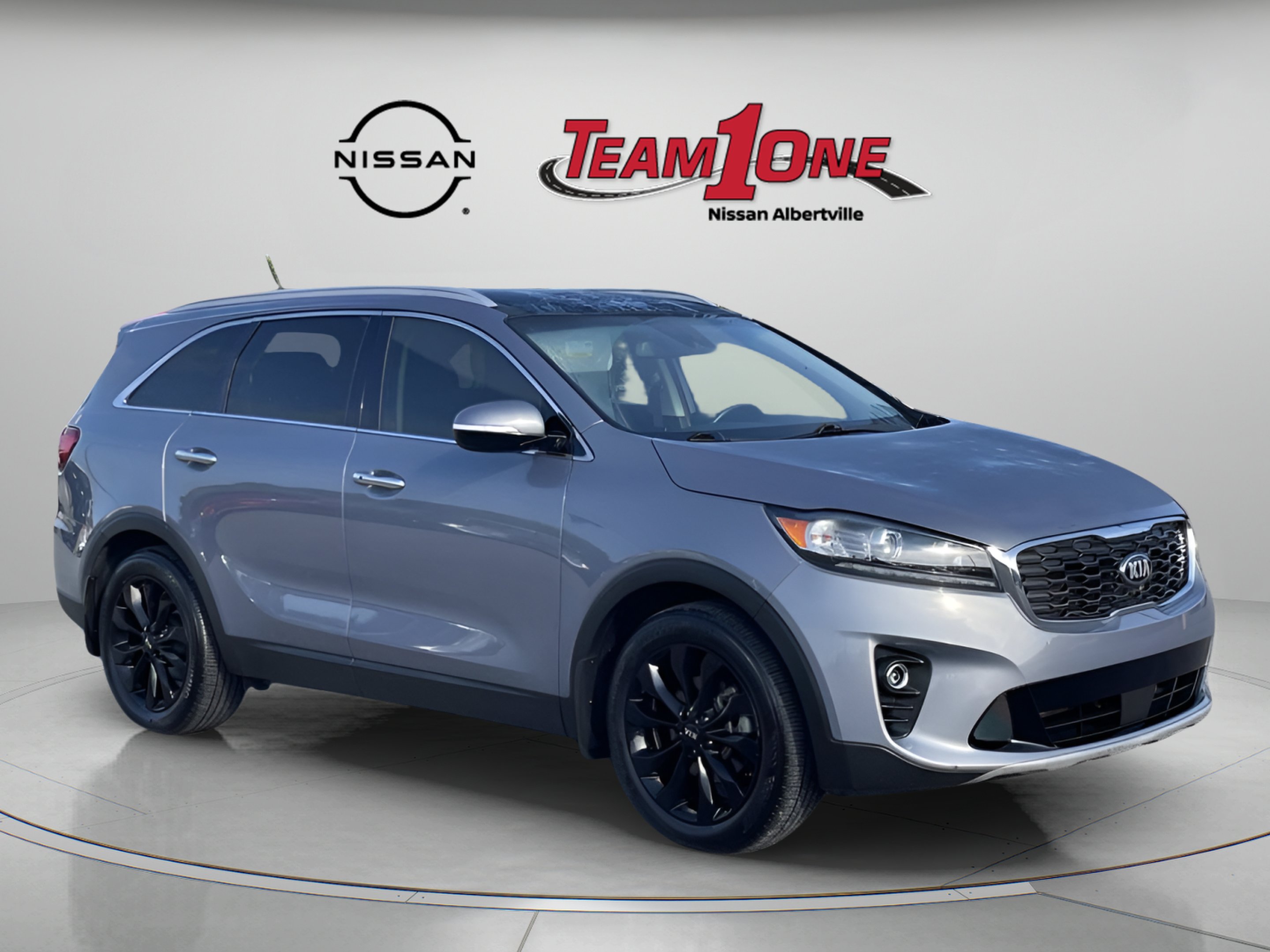 Used 2020 Silver Kia EX image 1