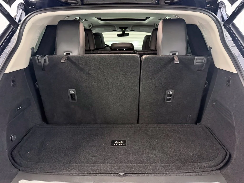 Used 2023 Blue INFINITI Sensory image 37
