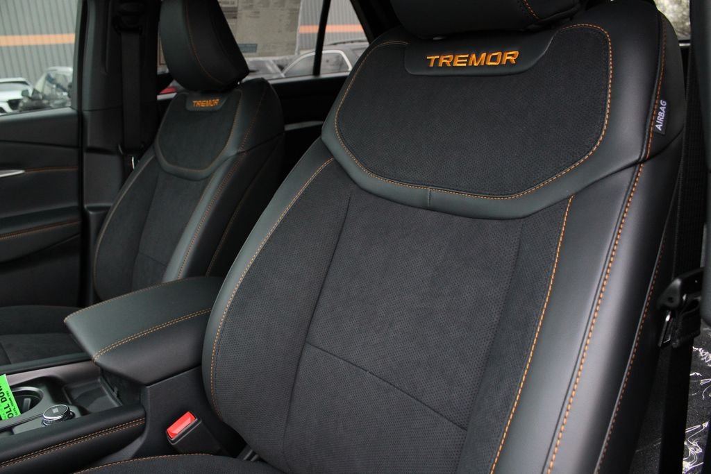 2026 Ford Explorer Tremor - Photo 7
