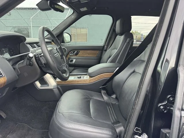 Used 2019 Black Land Rover 5.0L V8 Supercharged image 21
