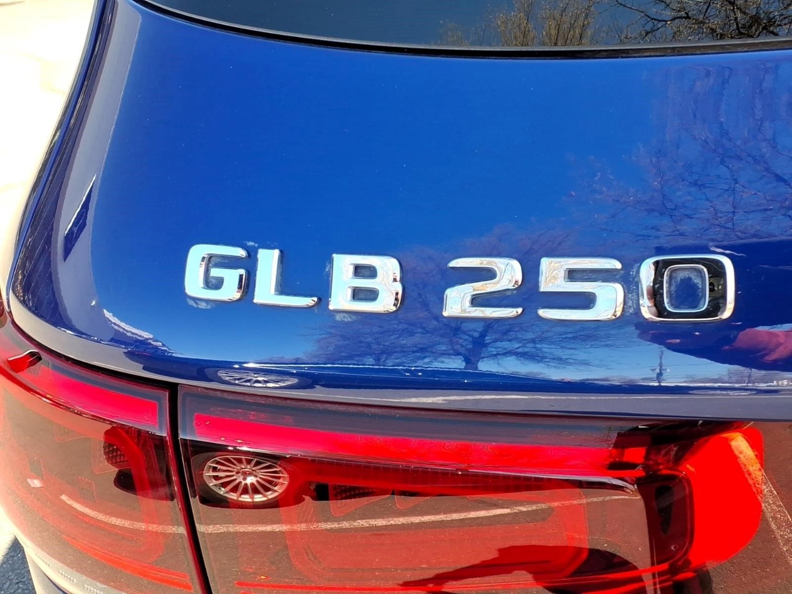 2022 Mercedes-Benz GLB Base - Photo 16