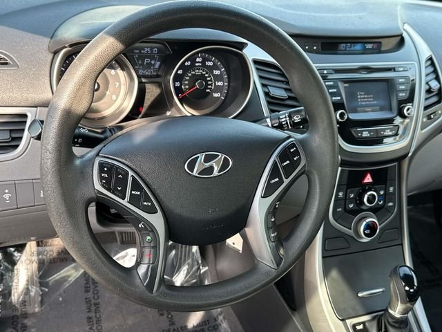 Used 2015 Hyundai Elantra SE with VIN 5NPDH4AE8FH602975 for sale in Glen Burnie, MD