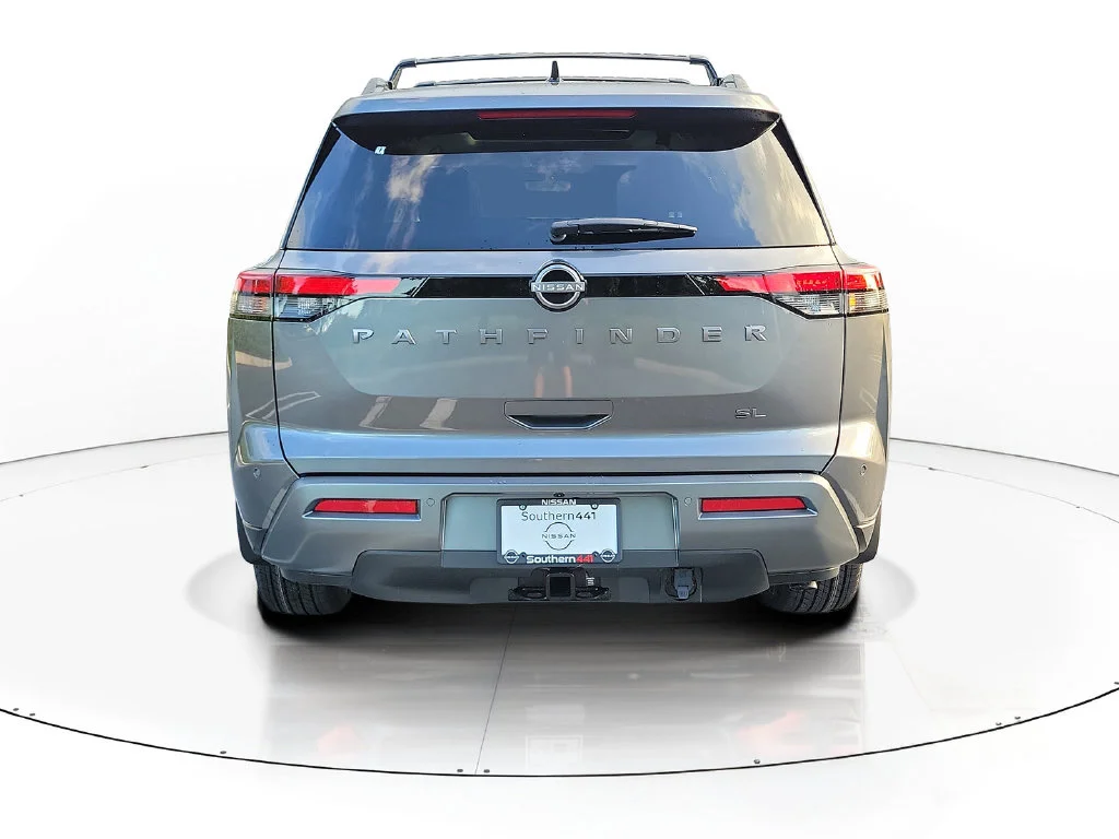 New 2026 Gray Nissan SL image 6