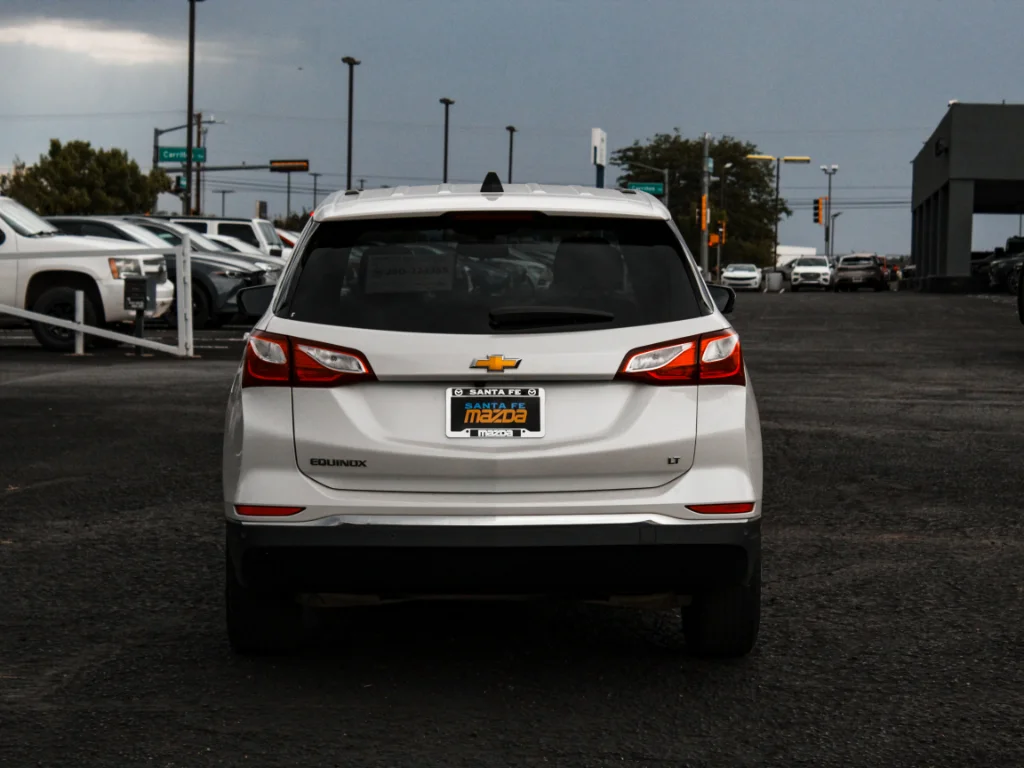 Used 2018 Iridescent Pearl Tricoat Chevrolet LT image 6
