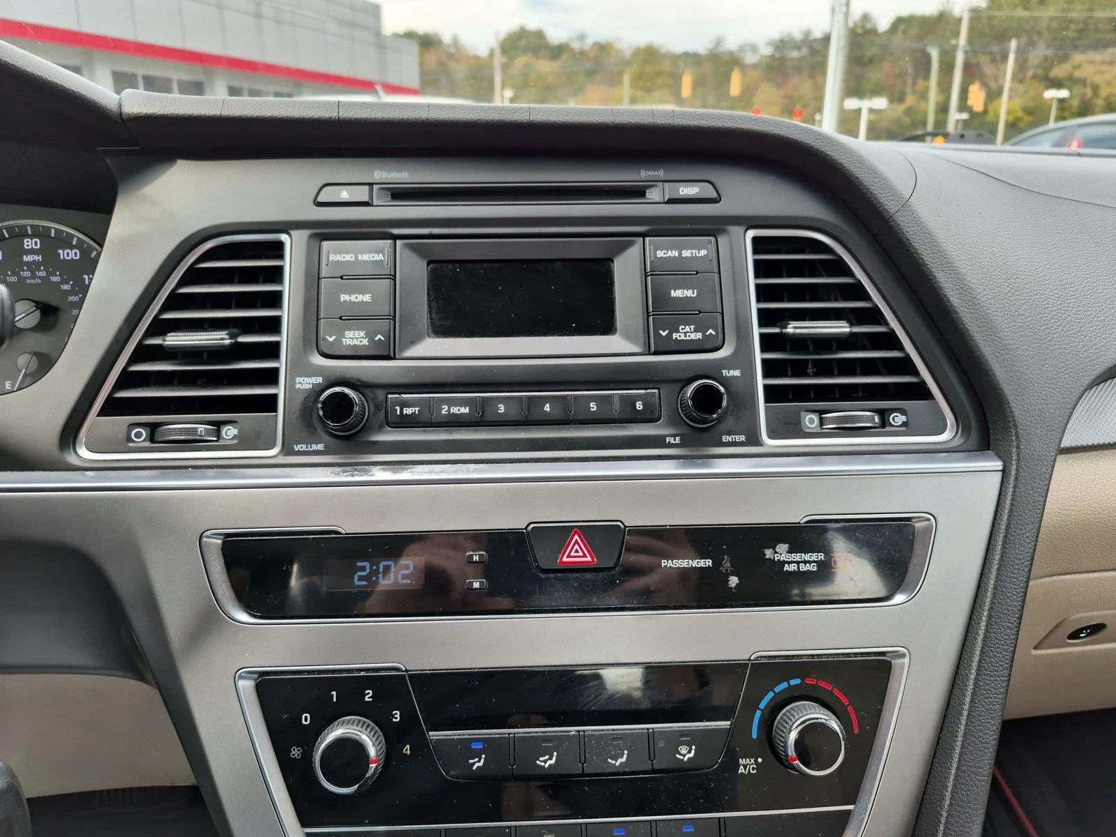 Used 2015 Dark Truffle Hyundai 2.4L SE image 21