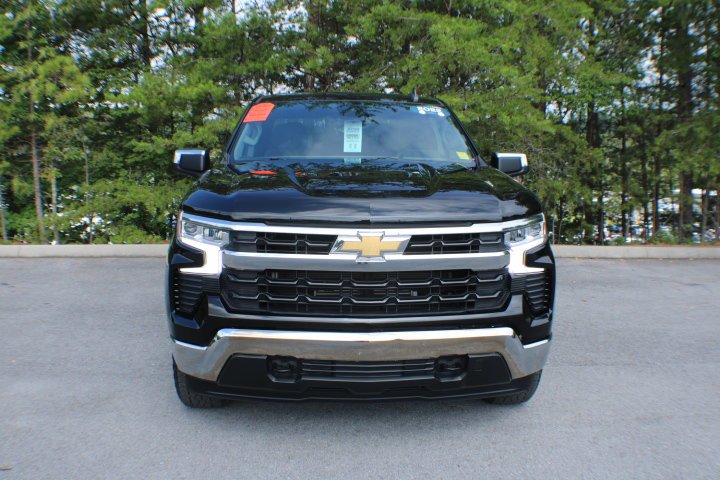 Used 2022 Black Chevrolet LT image 18