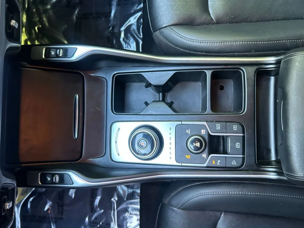 Used 2023 Gray Kia EX image 18