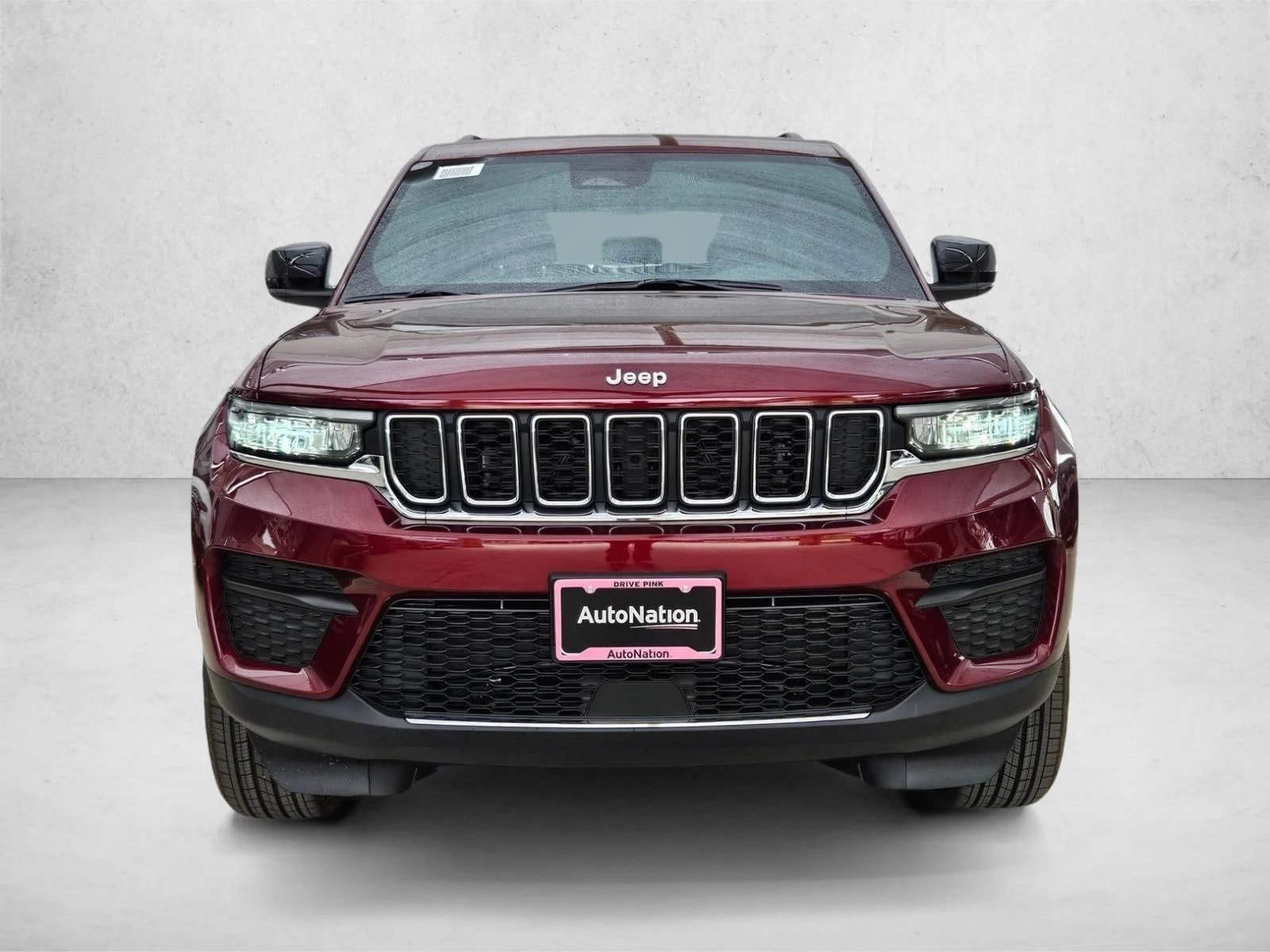 New 2026 Velvet Red Pearl-Coat Exterior Paint Jeep Laredo image 6