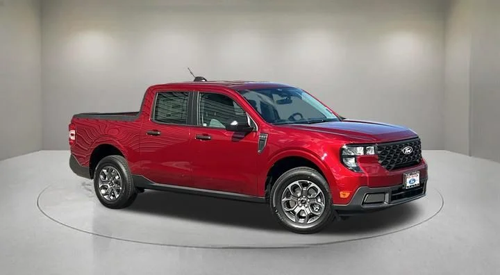 New 2026 Ruby Red Metallic Tinted Clearcoat Ford XLT image 1