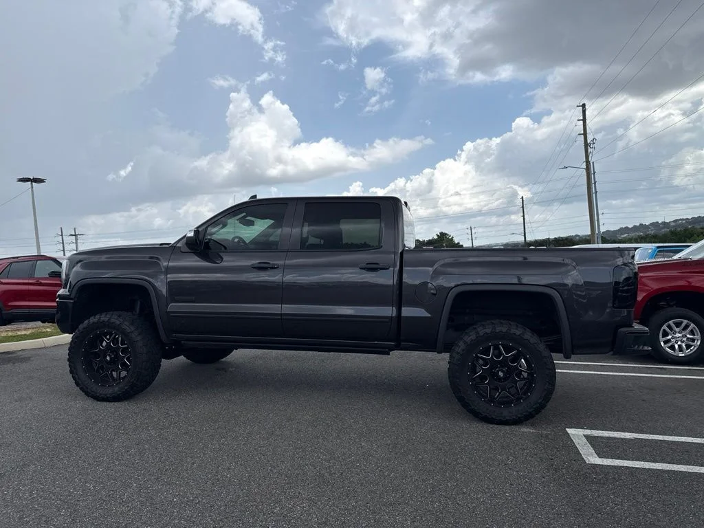 Used 2016 Iridium Metallic GMC SLT image 4