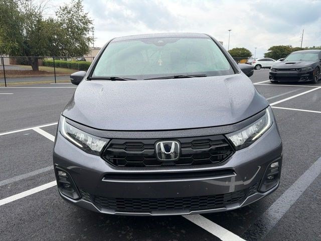 Used 2025 Modern Steel Metallic Honda Touring image 2