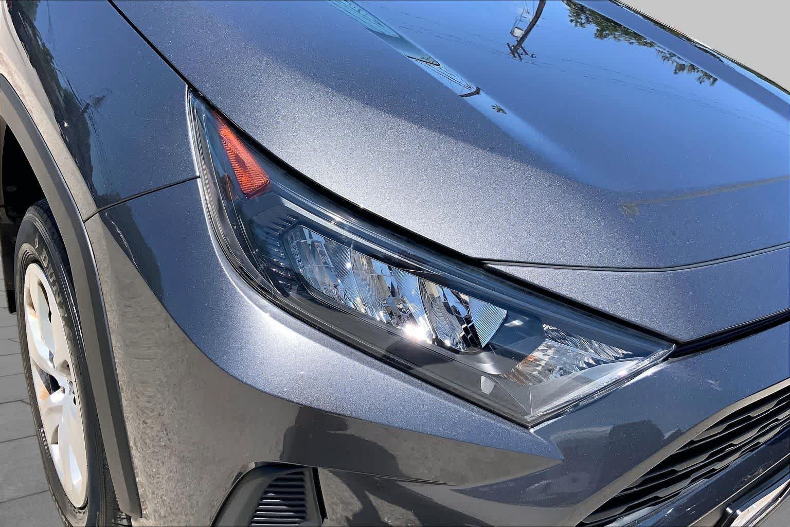 Used 2021 Magnetic Gray Metallic Toyota LE image 27