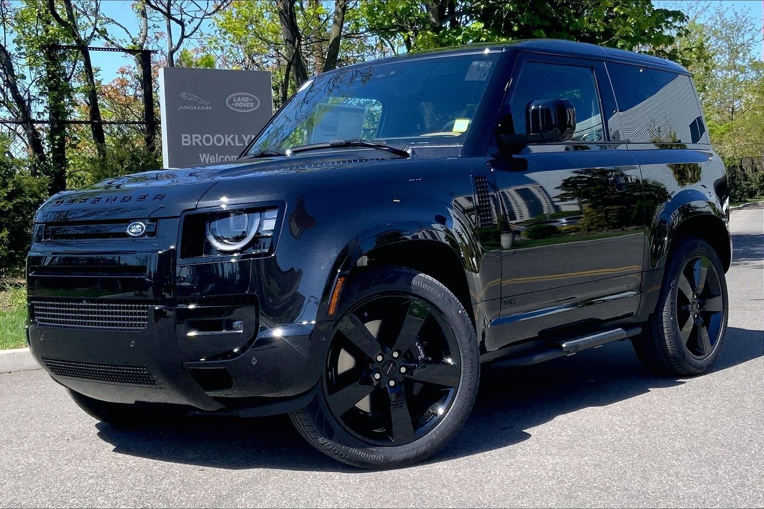 Defender 90 | Land Rover Brooklyn