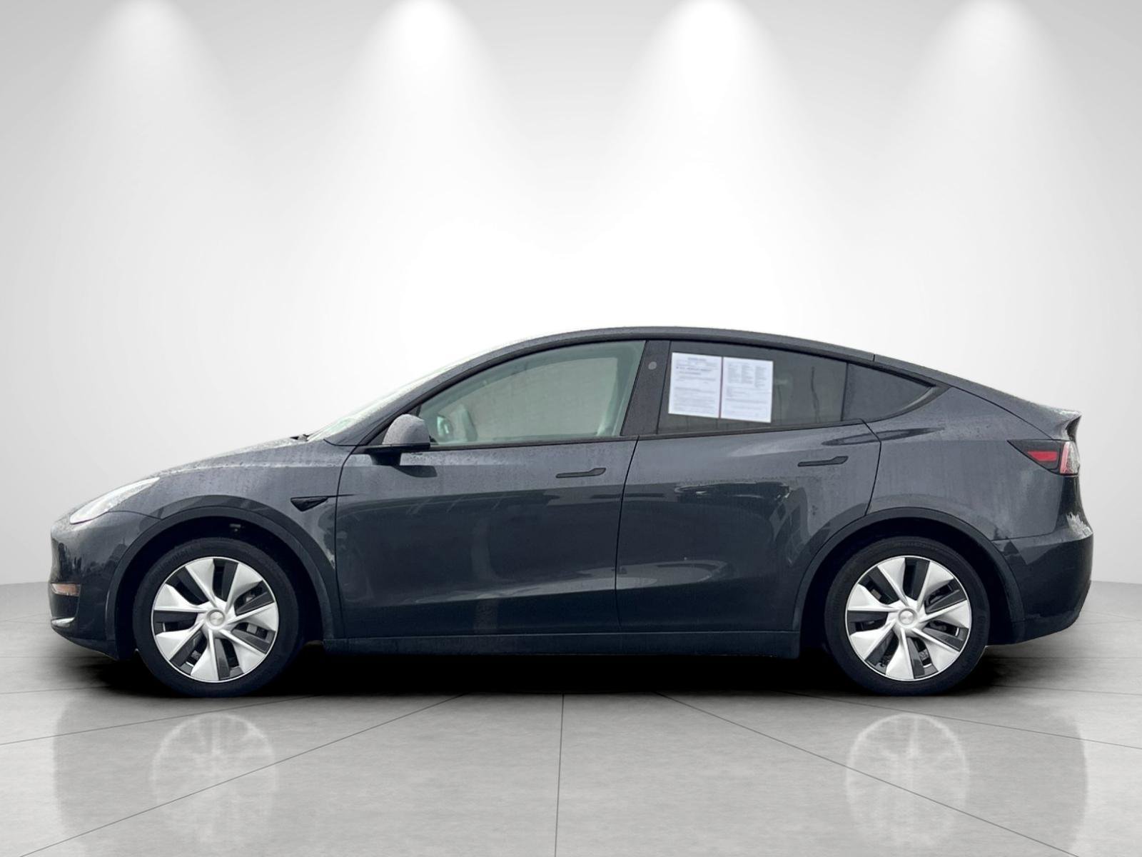 Used 2024 Tesla Model Y Long Range with VIN 7SAYGAEE0RF059219 for sale in Fairfield, CA