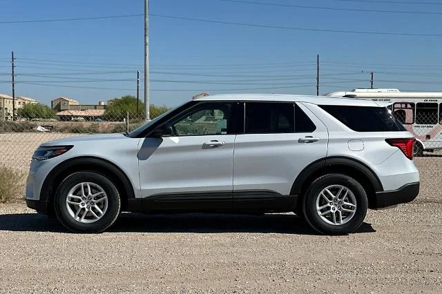 New 2026 Space White Metallic Ford Active 100A image 7