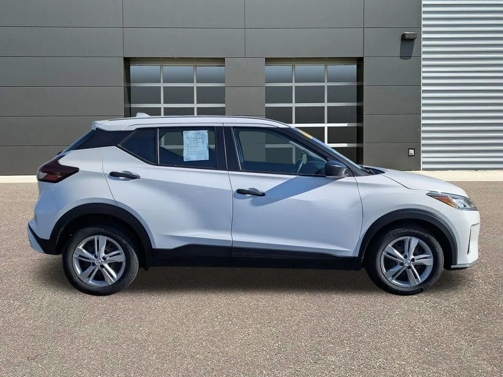 Used 2023 Fresh Powder Nissan S image 4