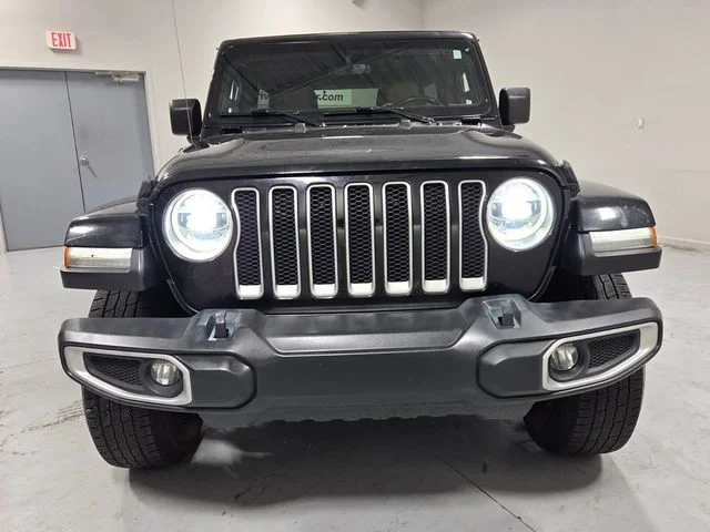Used 2020 Black Jeep Unlimited Sahara image 2
