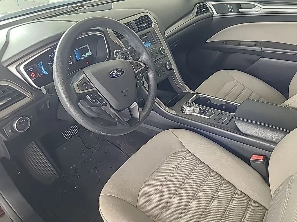 Used 2018 Black Ford S image 8