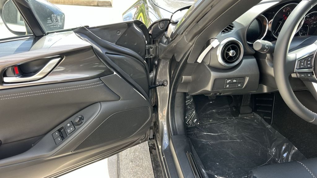 2025 Mazda MX-5 Miata RF Grand Touring - Photo 18