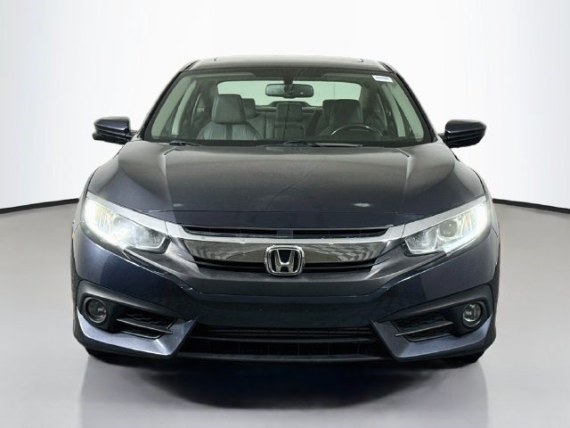 Used 2017 Polished Metal Metallic Honda EX-L image 2