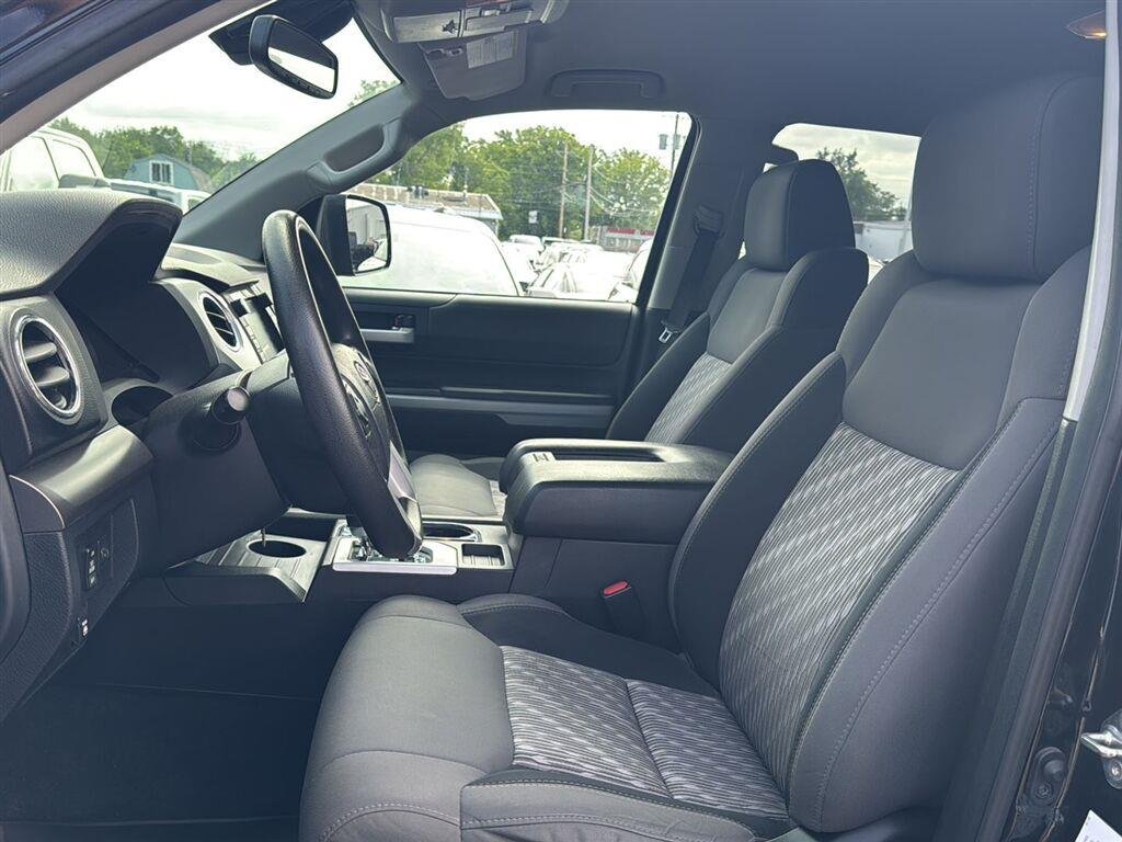 Used 2020 Midnight Black Metallic Toyota SR5 image 6