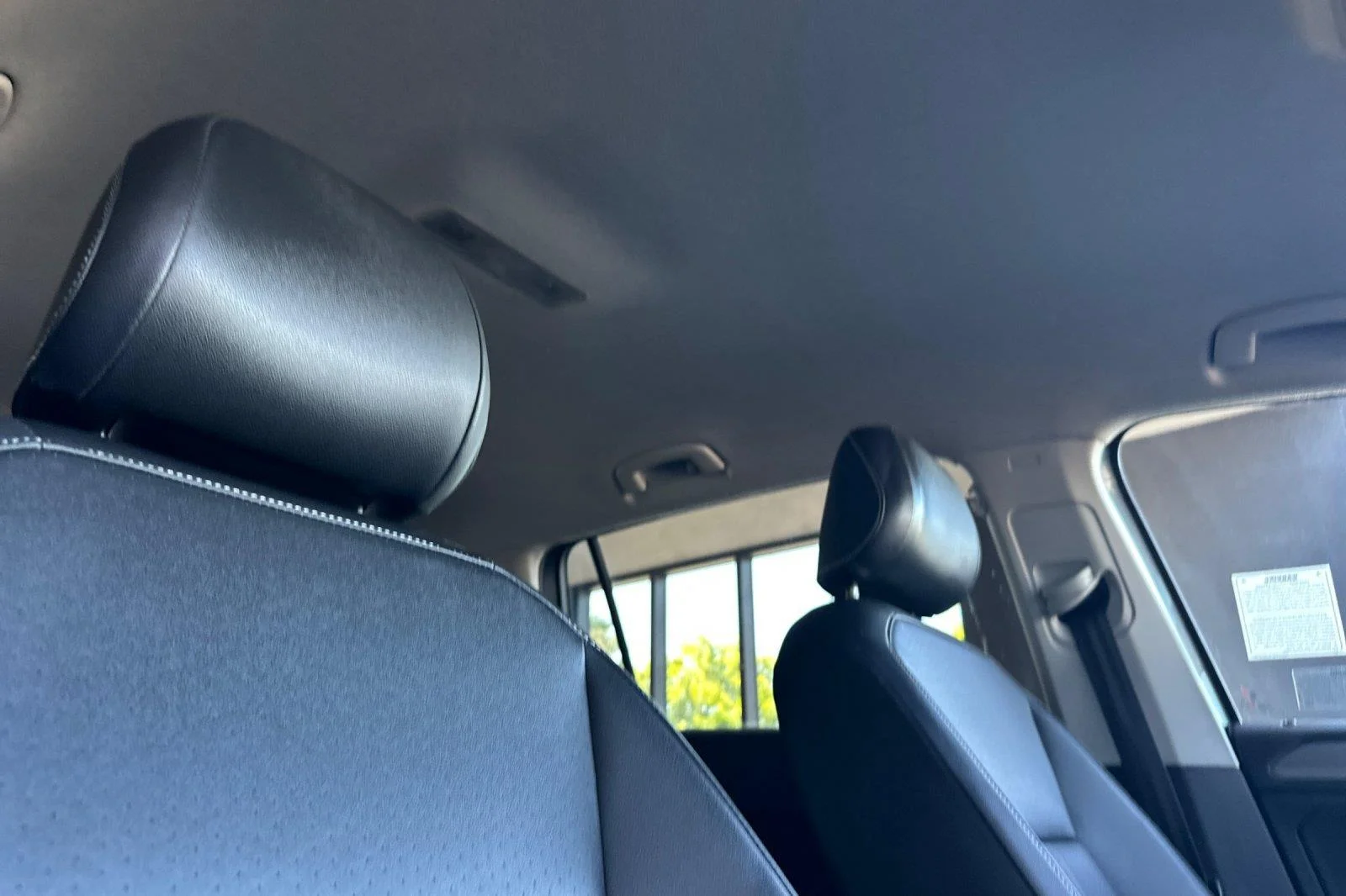 Used 2023 Platinum Gray Metallic Volkswagen SE image 18