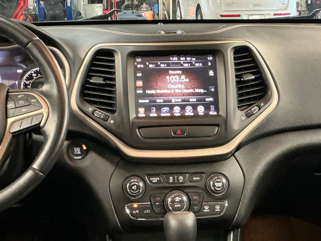Used 2016 Red Jeep Limited image 19